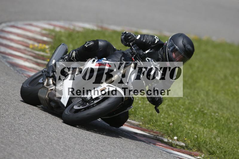 /Archiv-2024/29 12.06.2024 MOTO.CH Track Day ADR/Gruppe rot/70